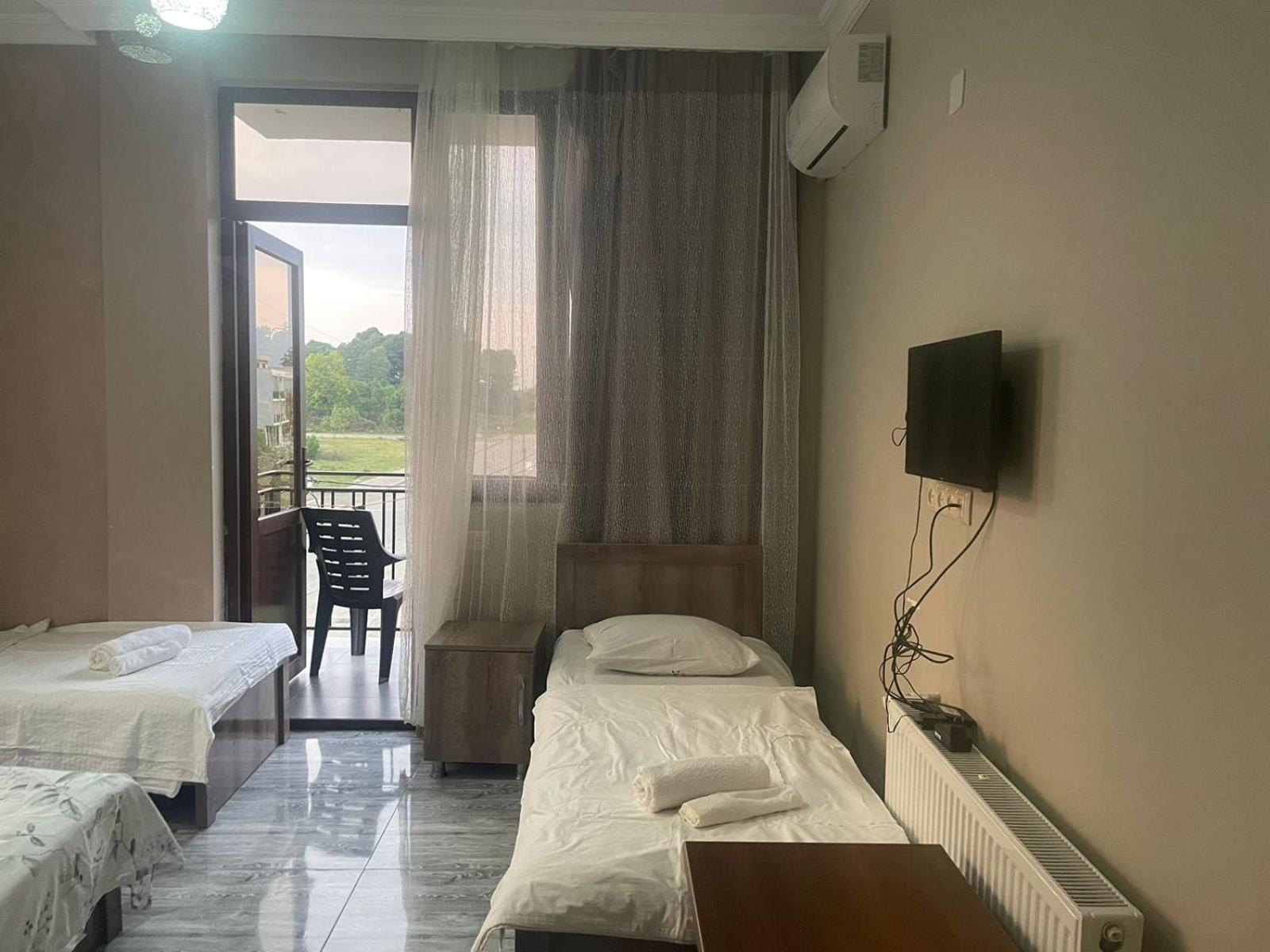 Hotel Guga Kobuleti Luaran gambar